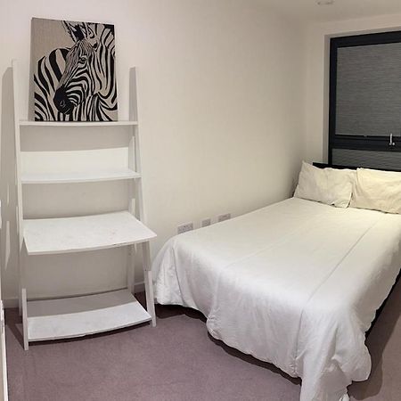 New 2 Bed Apartment Greenwich Londres Extérieur photo