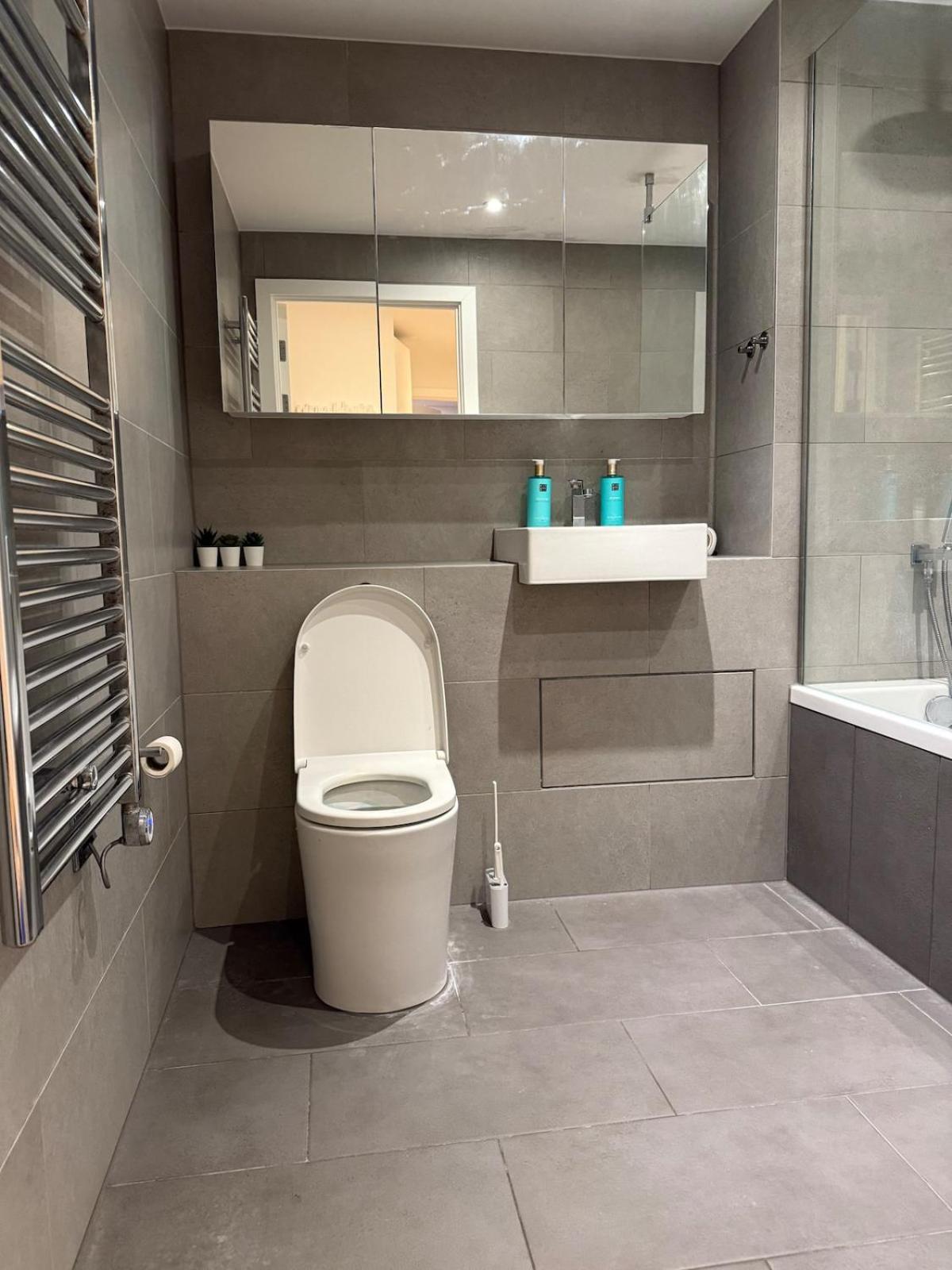 New 2 Bed Apartment Greenwich Londres Extérieur photo