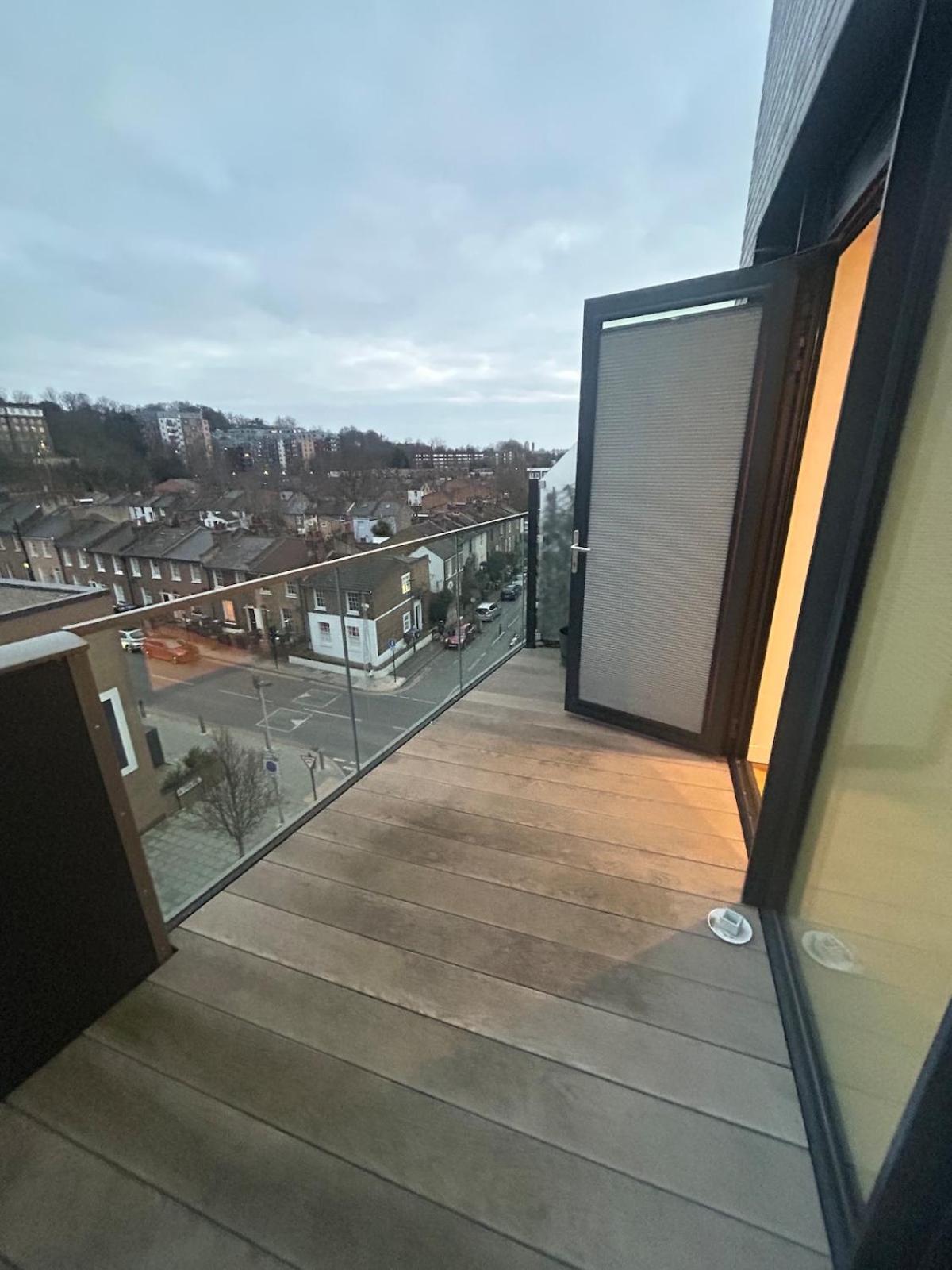 New 2 Bed Apartment Greenwich Londres Extérieur photo