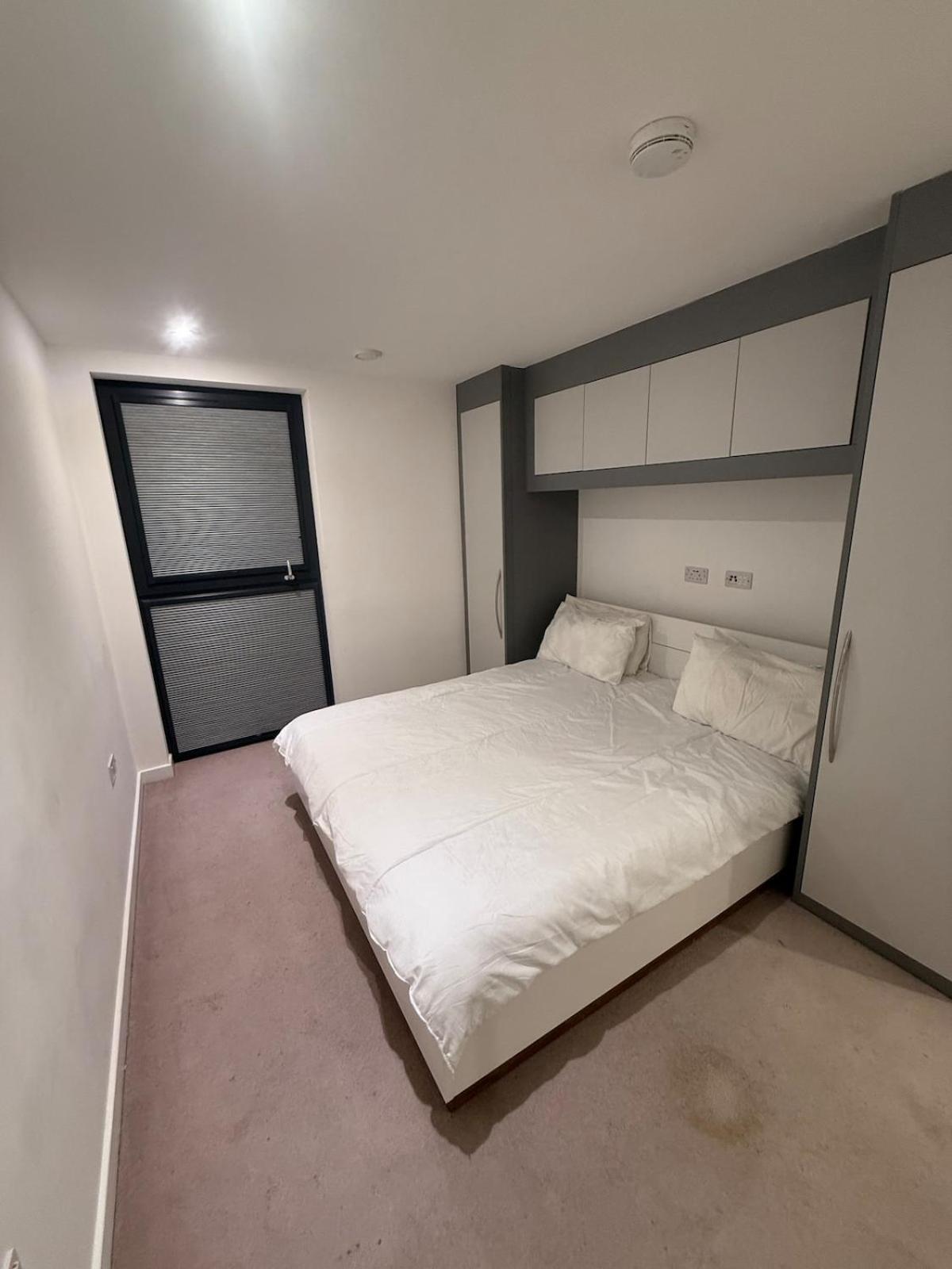 New 2 Bed Apartment Greenwich Londres Extérieur photo